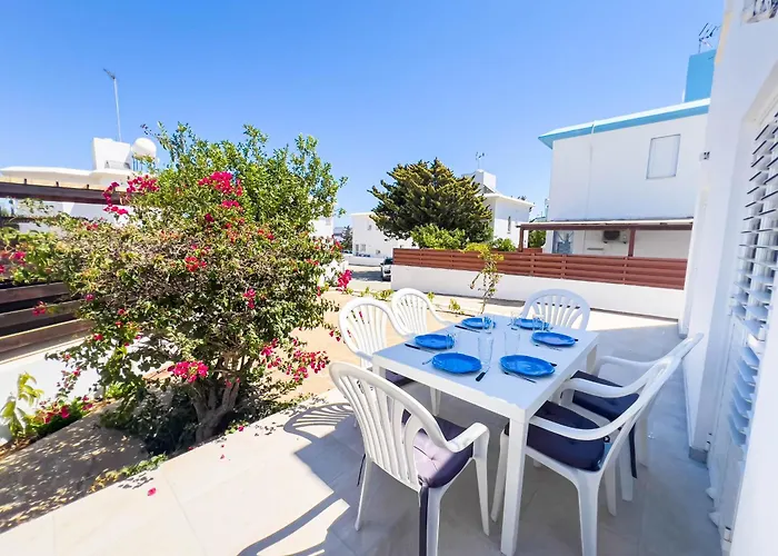Protaras Sunny Villa